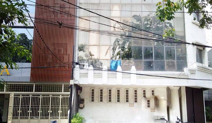 Dijual Gedung lama sangat vintage 1