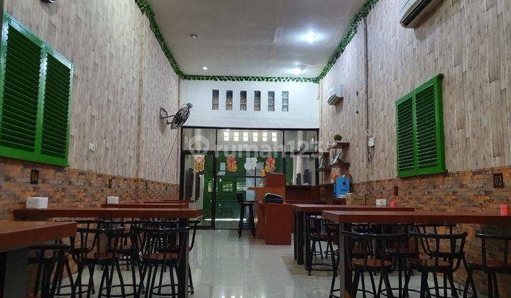 Ruko Cafe dan Kos"an di Jalan Bakaran Batu ( Dekat Tilak ) 1