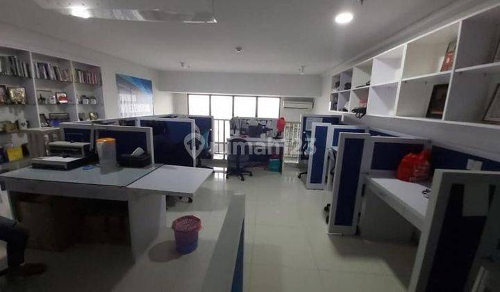 Apartemen Perkantoran Soho Pancoran Semi Furnished 2