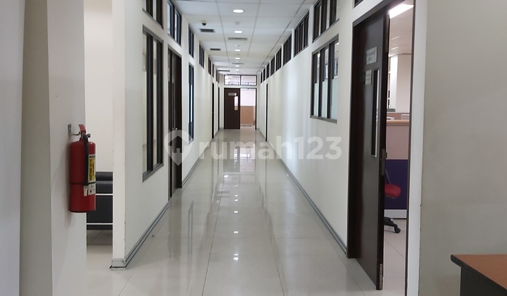 Gedung 2 in 1 di Area Jatinegara Jakarta Timur