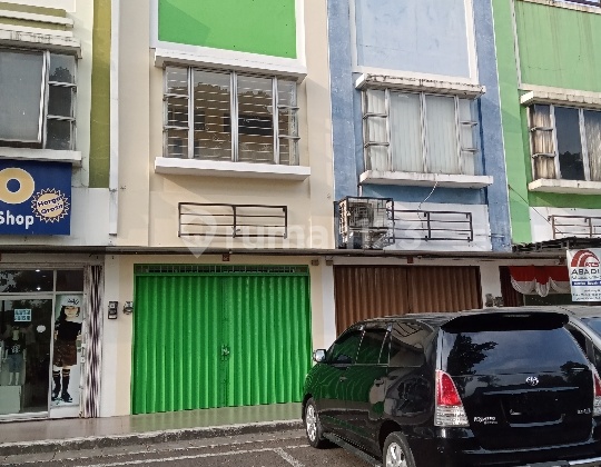 Di Sewakan Ruko Cantik Siap Huni Di Grand Wisata Bekasi. Di Sewakan Ruko Cantik Siap Huni Di Grand Wisata Bekasi.