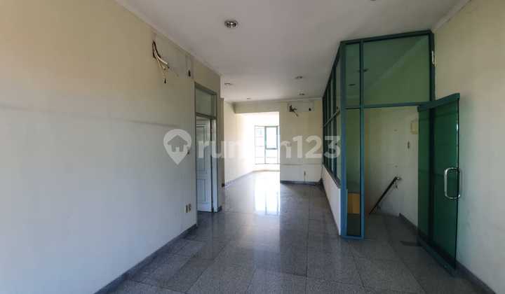 Ruko Disewakan Parkir Luas 2