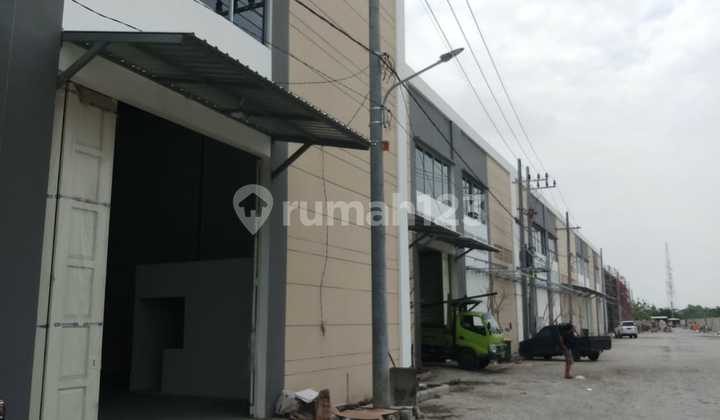 Gudang baru gress Siap pakai Ada ijin usaha Gudang baru gress Siap pakai Ada ijin usaha