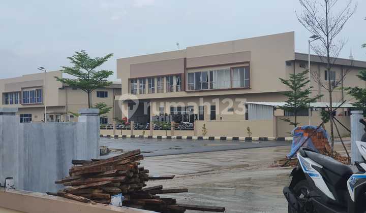 Warehouse or Industrial Property for Sale at Various Prices