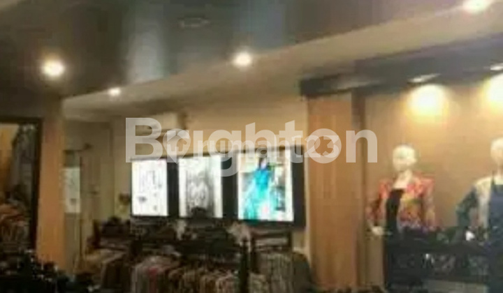 TENGAH KOTA BAGUS TERAWAT