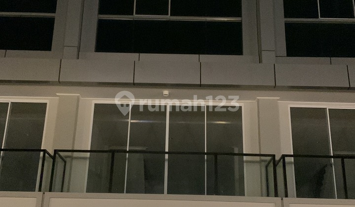 Ruko Beach View Golf Island Pantai Indah Kapuk