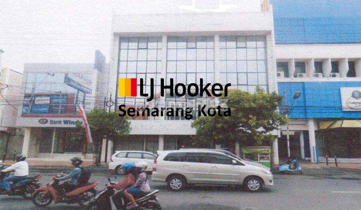 Bangunan Kantor di Jalan Gajahmada 1