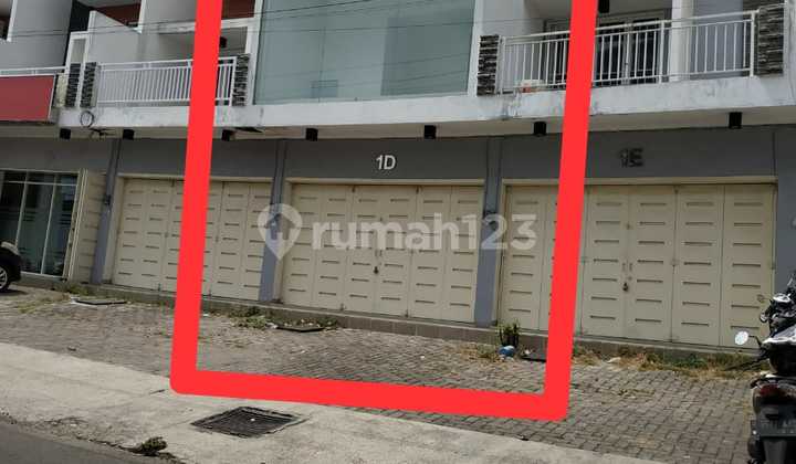 Disewakan Ruko ditengah kota - dibelakang Jl.Pemuda Disewakan Ruko ditengah kota - dibelakang Jl.Pemuda