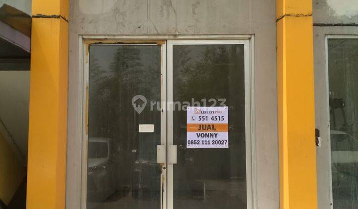 Dijual cepat dibawah harga pasar ruang buat kantor atau buat usaha di Hotel Sahid ( dahulu  Apartment Paragon) 1