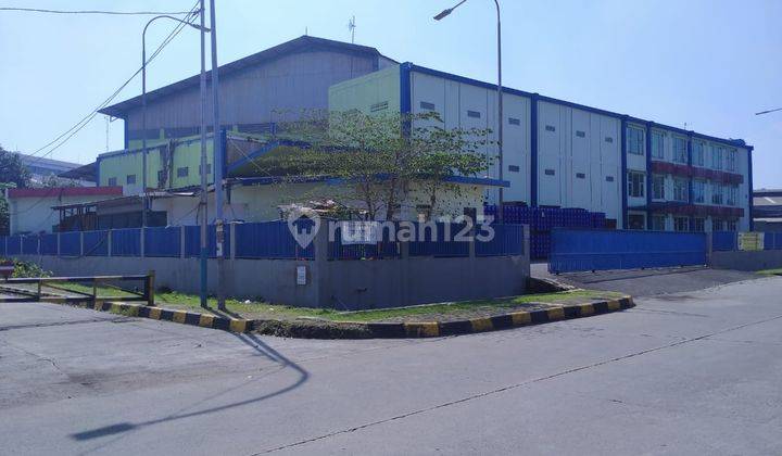 Gudang Kawasan Industri Pulogadung, Jalan Pulo Buaran, Jatinegara Jakarta Timur 1