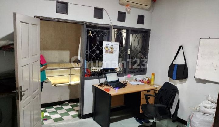 *Di sewakan Ruko di Talaga Bodas* 2