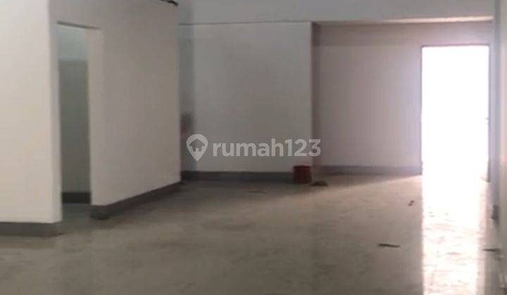 Ruko Di Roxi 9 X 40= 2 1/2 Lantai , Ada Tempat Parkir 9 X 7, Cocok Untuk Bank  Kantor Expedisi On Line Dll Jakarta Pusat 2