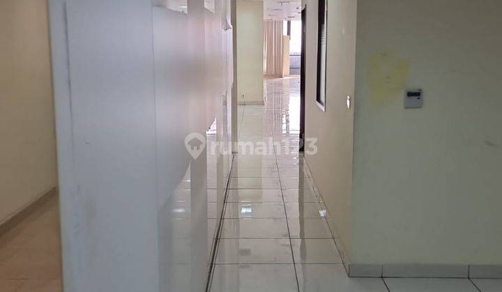 1091.01 sqm L'Avenue Office - 3 unit combined or 1 unit only 2