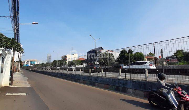 Kantor Pinggir Jalan, Samping Jalan Tol. Bangunan Juga Bisa dijadikan Kafe Atau Restauran. 2