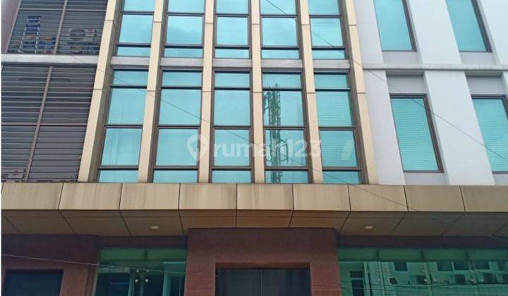 Dijual Cepat Gedung 7 lantai di kanyoran Baru Jakarta Selatan 1