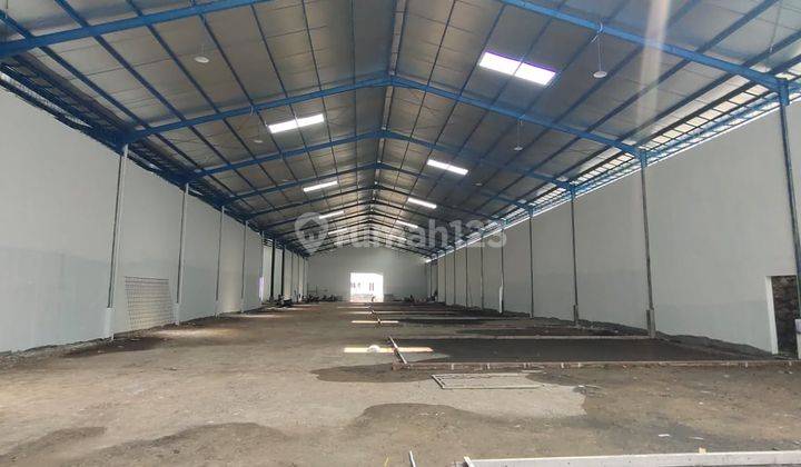 Gudang Loading Dock Bangunan Baru di Gatot Subroto Semarang 2