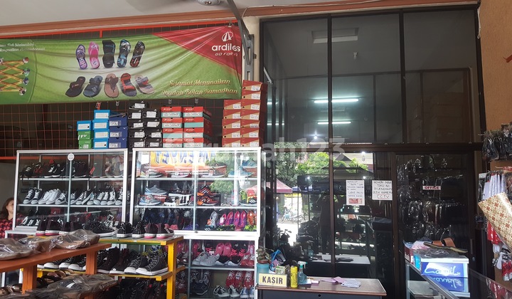 Toko di Ciremai Raya 2