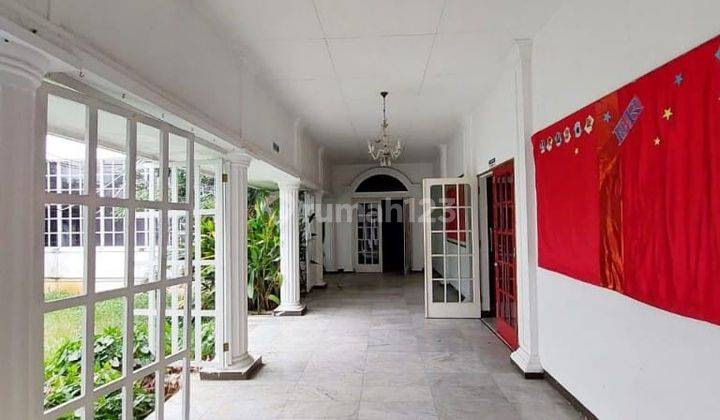 Ex gedung Sekolah B A W A H N J O P Jl. Kemang Timur, Jakarta 2