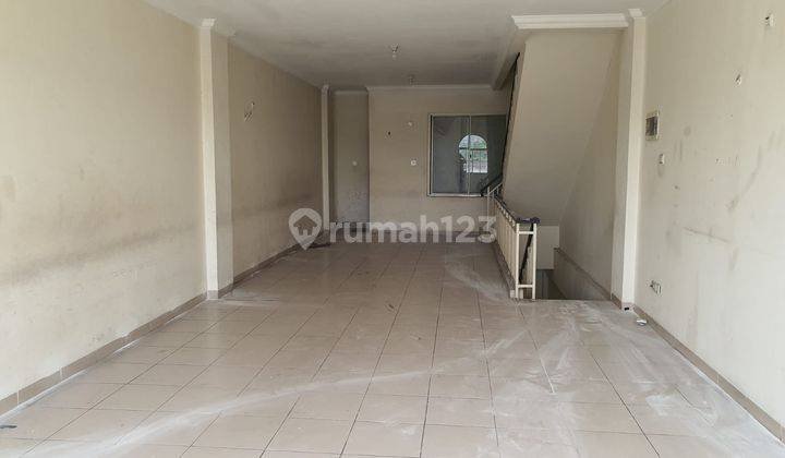 Disewakan Ruko Murah Rapi di Green Mansion Siap Huni 3,5 Lantai 2