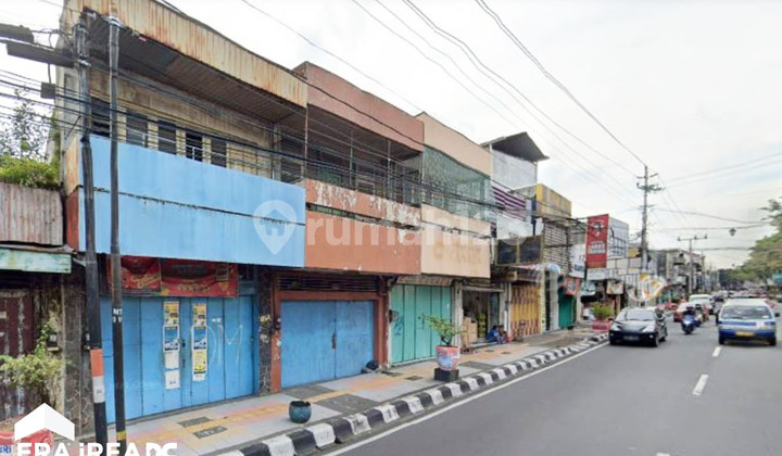 Strategic shop house for sale in Pemuda, Kemirirejo, Central Magelang, Magelang.