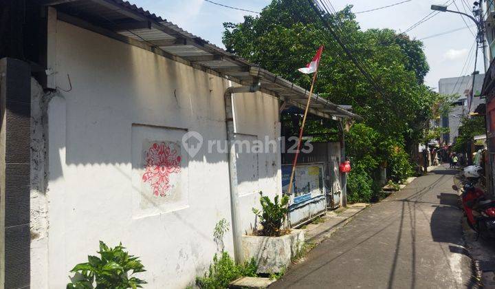 Jual Butuh Rumah atau Gudang di Kebon kacang, Jakarta Pusat 1