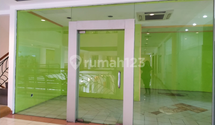 Ruang Usaha Kemang Raya Ruang Usaha Kemang Raya