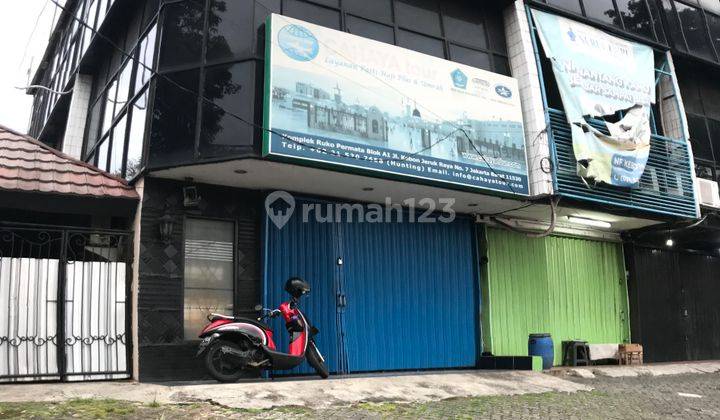 Ruko Pinggir Jl. Raya Kebon Jeruk. Sangat Cocok Untuk Kantor Dengan Lokasi Sangat Strategis. 2