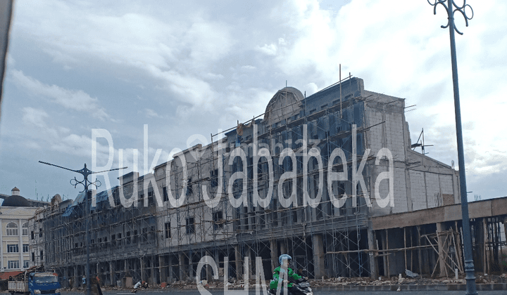 Ruko Boulevard di Jababeka Cikarang Baru SHM 1