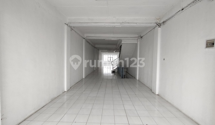 ruang tamu dijual cepat ruko gandeng pluit