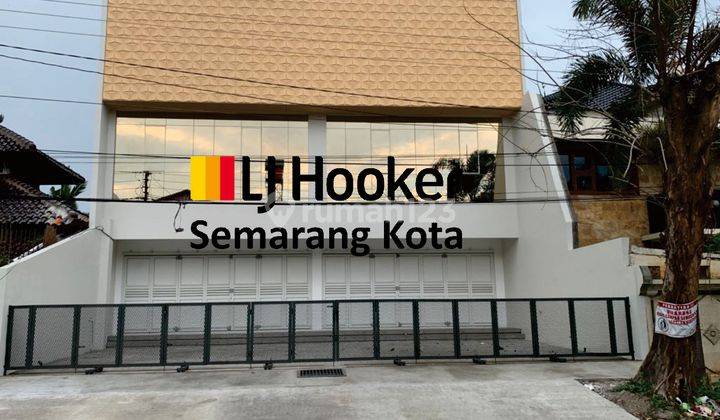 Ruko dekat Simpang Lima 1
