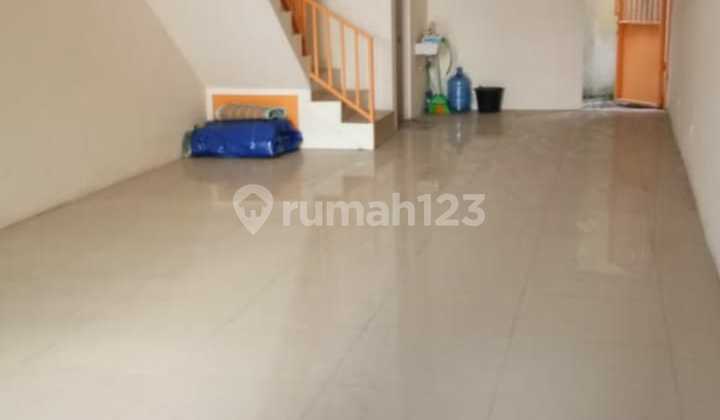 Disewakan/Dijual Ruko Bagus Tempat Strategis di Jln Cibadak Bandung 1