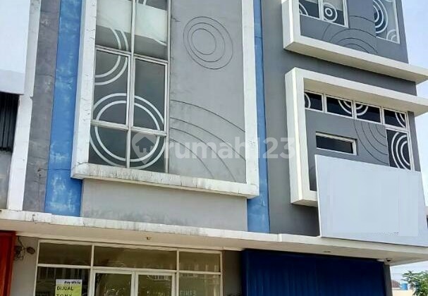 3-story shop house in Gading Serpong area with an attractive price