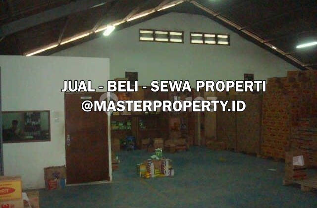 Dijual Cepat Gudang Di Sumur Bor, 3198m2, Pinggir Jalan Raya, Bagus