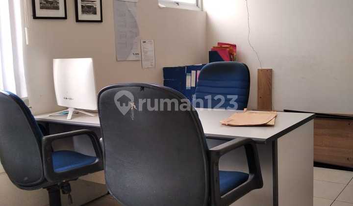 Ready-to-use shop house in LEGENDA WISATA CIBUBUR 2