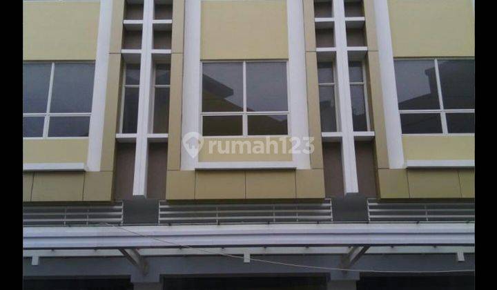 HARGA TERBAIK!!! Ruko Emerald 3 Lantai, SIAP HUNI @Summarecon Bekasi-Bekasi 2