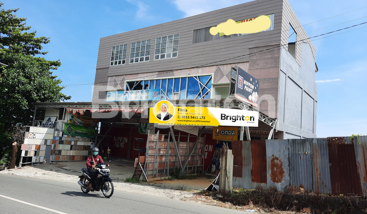 RUKO 4 LANTAI PINGGIR JALAN RAYA 1