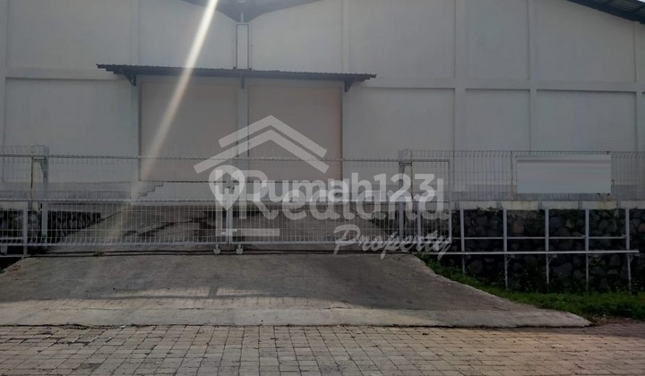 Gudang KIC Gatot Subroto , Semarang ( NtTr 2554 ) 2