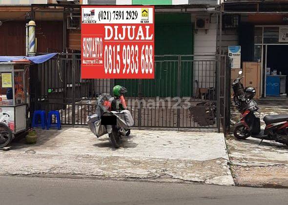 Dijual Ruko Full Furnish, Lokasi Sangat Bagus Untuk Bisnis 1