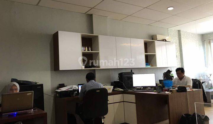 Dijual Ruko Full Furnish, Lokasi Sangat Bagus Untuk Bisnis 2