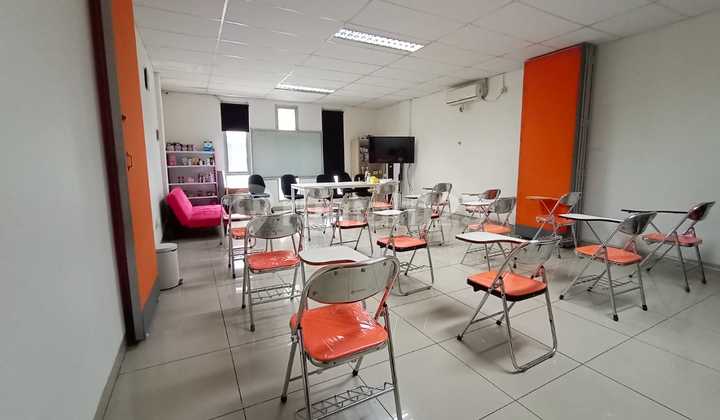 Ruko Antene di Radio Dalam Ruko Antene di Radio Dalam