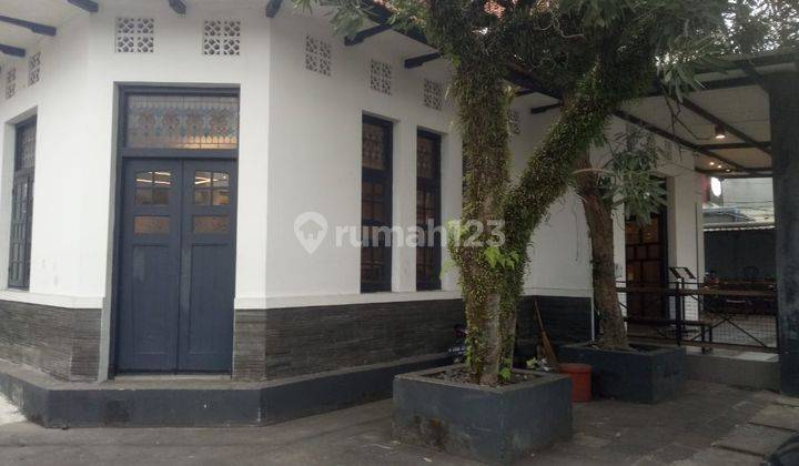 Disewakan Ruang Usaha ex. Resto/Cafe di Riau - Bandung 2