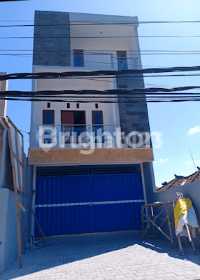 3-STOREY SHOPHOUSE ON THE ROAD SIDE OF BENOA PORT, TOLL EXIT