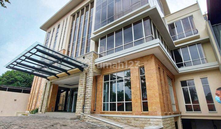 Gedung Baru 5 Lantai Lokasi Strategis Kemang Raya 2