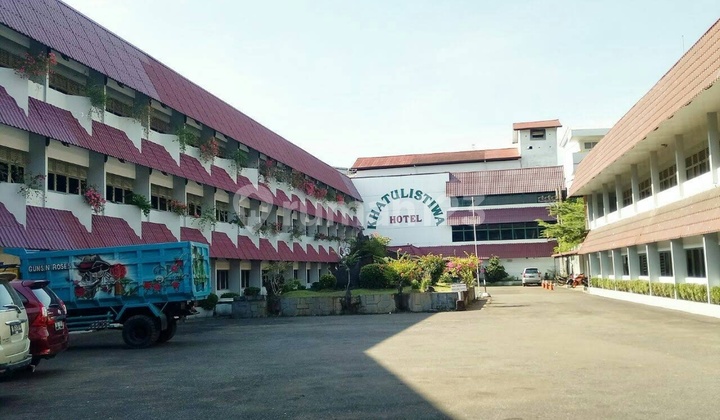 For sale: Equator Hotel on Jalan Diponegoro, Pontianak, West Kalimantan.