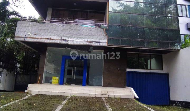 Dijual Gedung Kantor 4,5 Lantai di Tanah Abang Jakarta Pusat