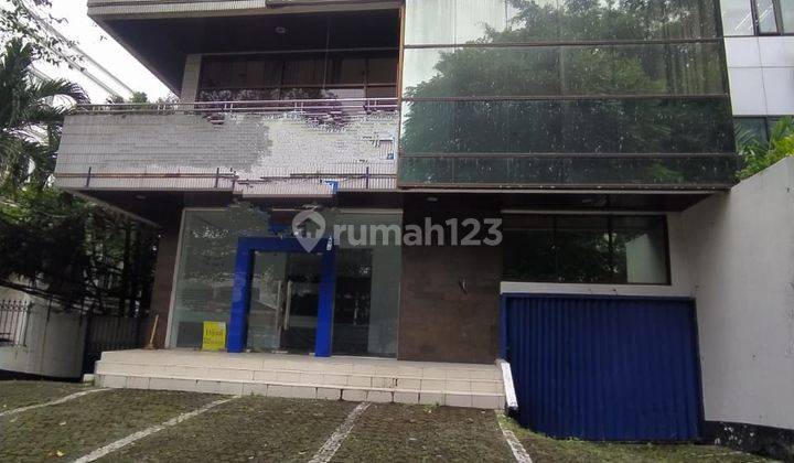 Dijual Gedung Kantor 4,5 Lantai di Tanah Abang Jakarta Pusat 2