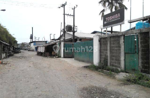 Gedung Strategis Masuk Container 40 ft di Pondok Ungu 1