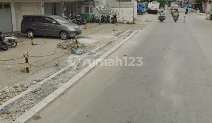 Cheap Sale 3 Attached Shop Houses in Atang Sanjaya Tangerang 2