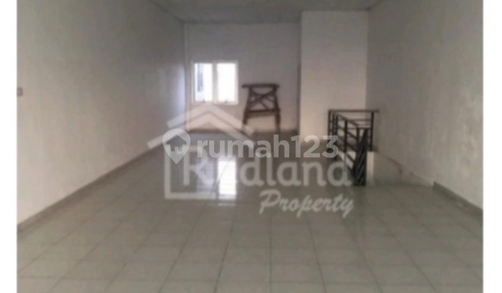 Ruko tengah kota 2
