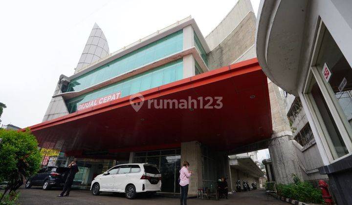 Gedung Di Jl Raya Bendungan Hillir Dibawah Njop